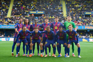 برشلونة يتحرك أخيرًا.. 3 مدافعين على رادار النادي في الإنتقالات الشتوية