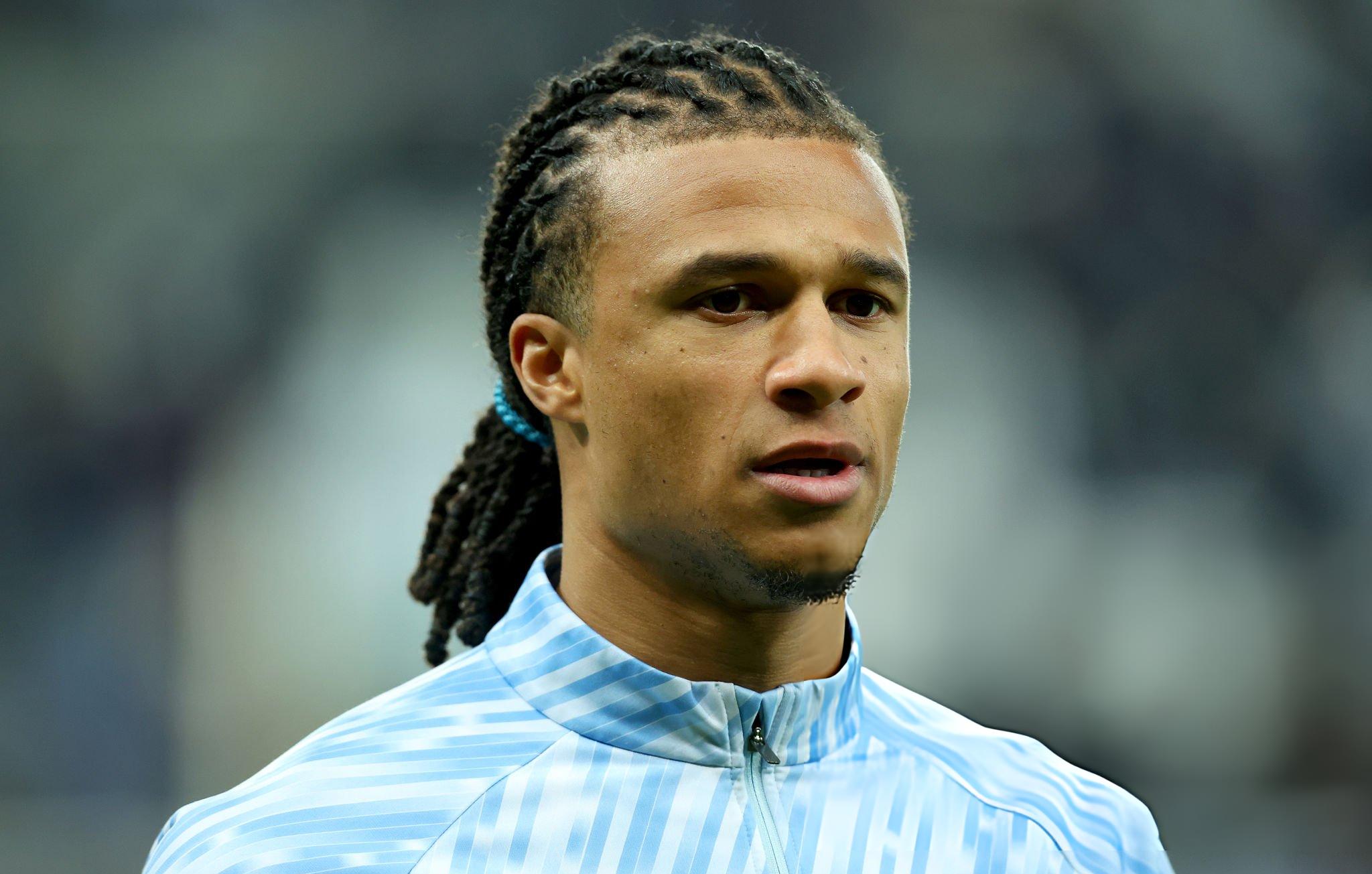 ناثان أكي لاعب مانشستر سيتي