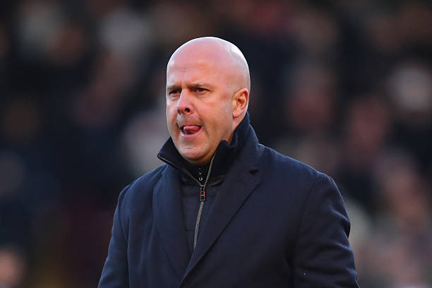 أرني سلوت مدرب نادي ليفربول